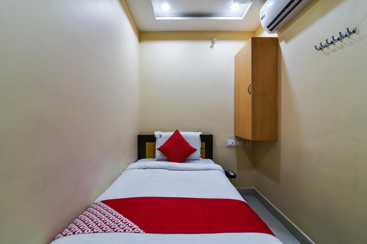 Ramesh Residency Hotel อนันตาปูร์ ภายนอก รูปภาพ