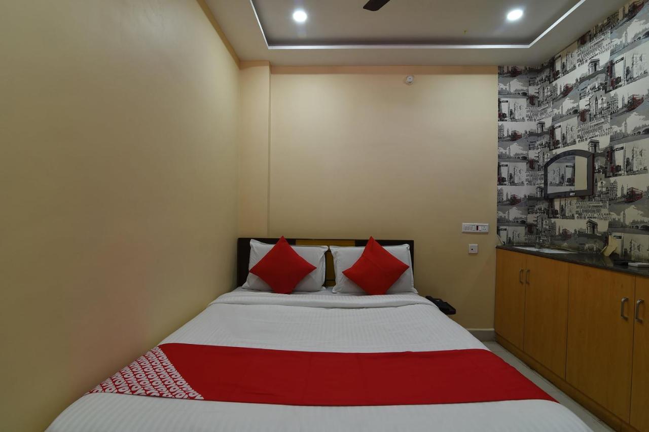 Ramesh Residency Hotel อนันตาปูร์ ภายนอก รูปภาพ